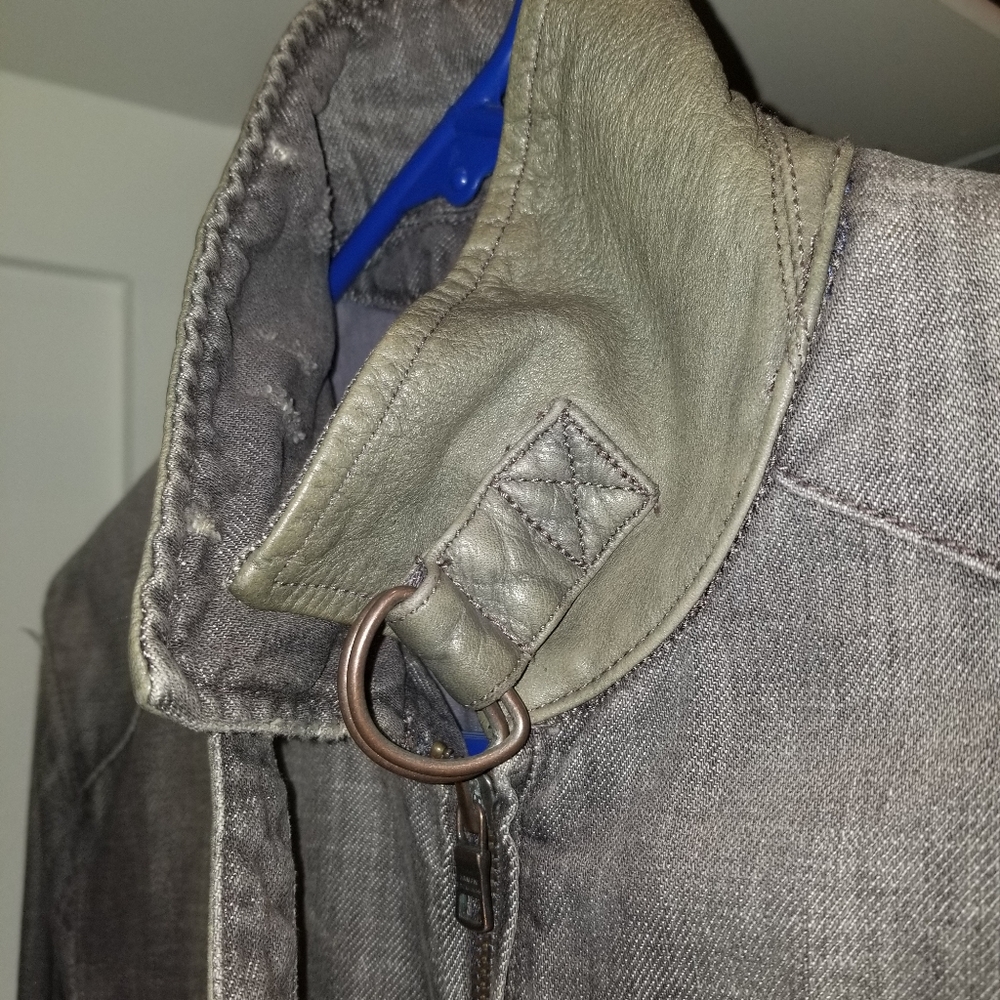 Jacket - Picture 4 of 4